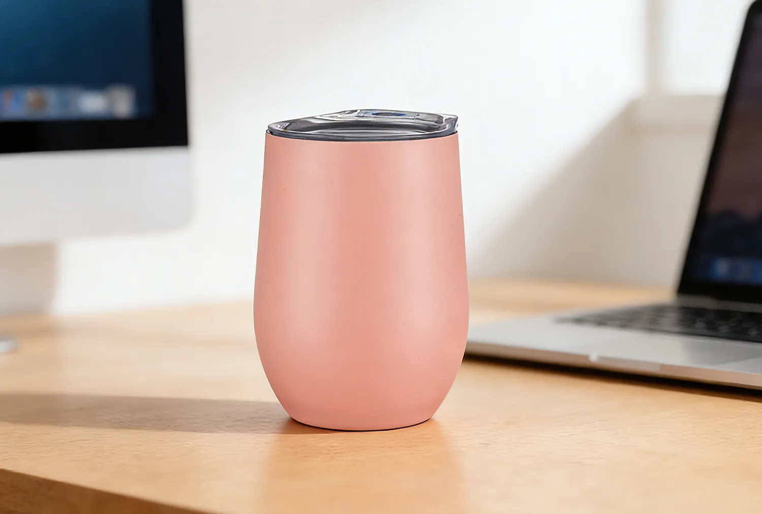 Hlavné charakteristiky hrnčeka na pivo.