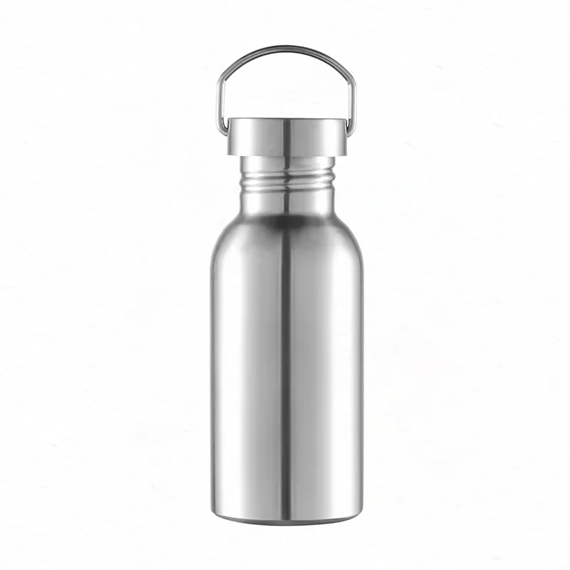 Čierna športová fľaša na vodu